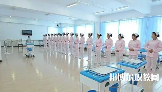 四川育英醫(yī)養(yǎng)科技技工學(xué)校2024年報名條件、招生要求、招生對象