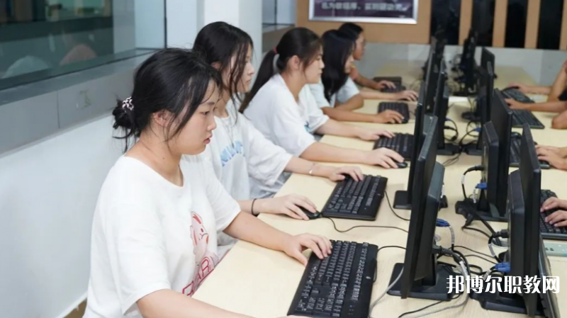 陜西2024年上中專學(xué)校要不要分數(shù)