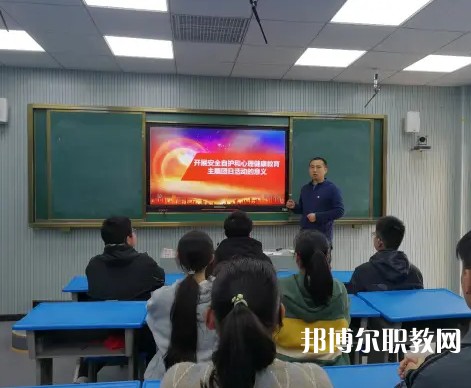 鄂州電子科技學(xué)校2023年招生錄取分數(shù)線（2024參考）