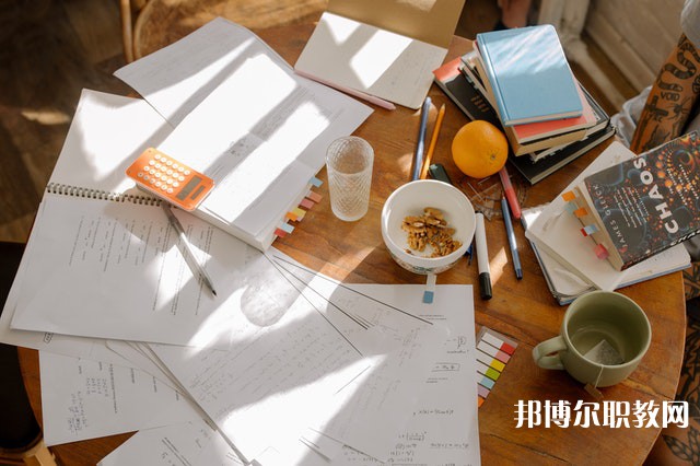 廣東哪里的中專學校能讀樓宇智能化設備安裝與運專業(yè)