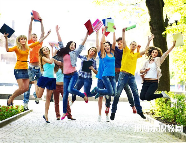 廣東哪里的中職學校能讀商業(yè)助理專業(yè)