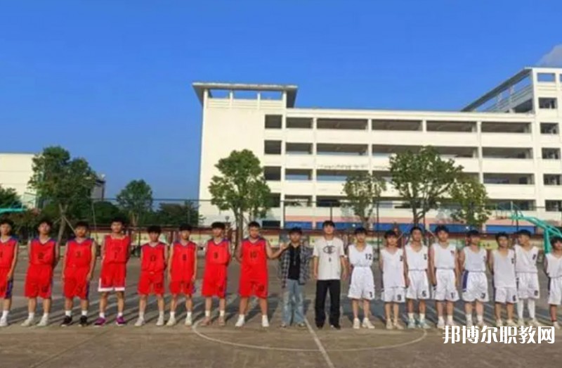 2024隆安縣中等職業(yè)技術(shù)學(xué)校多少錢 隆安縣中等職業(yè)技術(shù)學(xué)校各專業(yè)學(xué)費收費標(biāo)準(zhǔn)