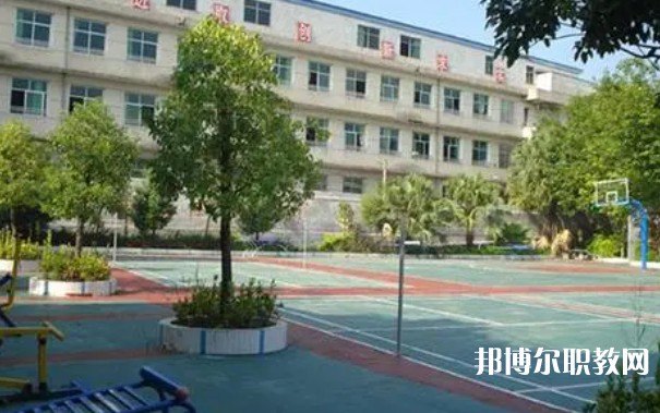 2024隆安縣中等職業(yè)技術(shù)學(xué)校招生計(jì)劃 招生人數(shù)是多少(附要求、條件、對(duì)象)