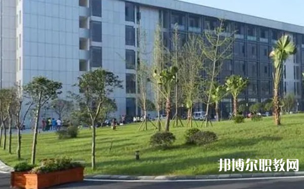 融水苗族自治縣民族職業(yè)教育中心網站網址主頁