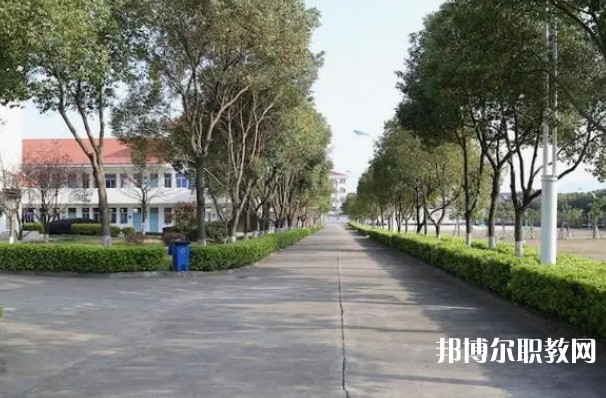 2024陽朔縣中等職業(yè)技術(shù)學校招生計劃 招生人數(shù)是多少(附要求、條件、對象)