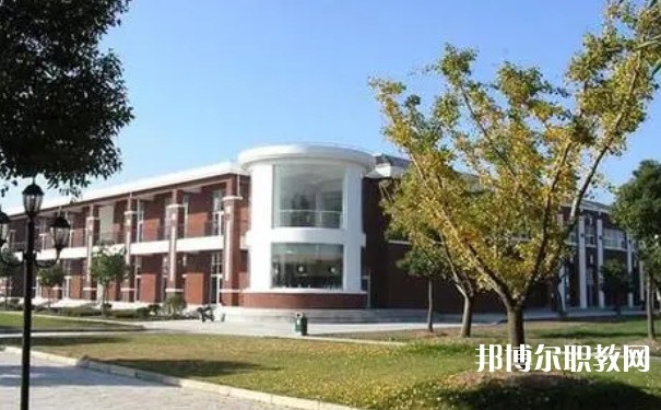 晉城虹橋技校怎么樣、好不好
