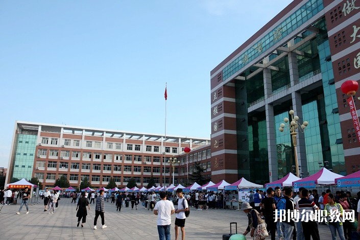 萊蕪航空中等專業(yè)學(xué)校怎么樣、好不好