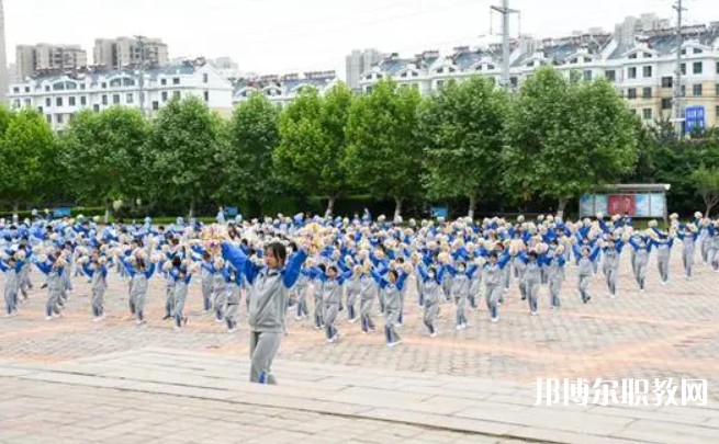青島西海岸新區(qū)黃海職業(yè)學(xué)校怎么樣、好不好