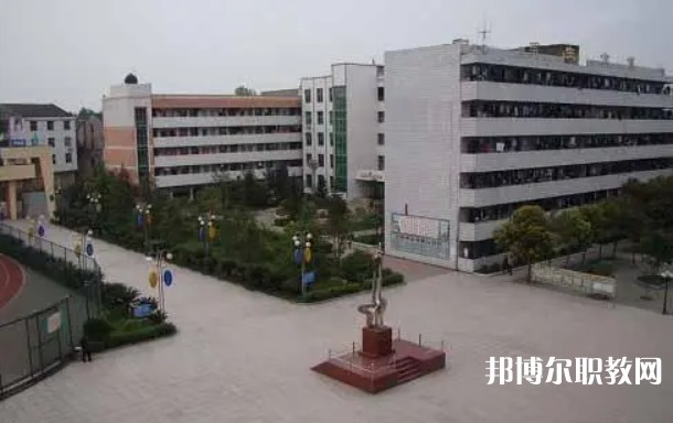 澤州縣周村中學(xué)(職高部)怎么樣、好不好