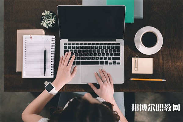 四川哪里的中專學校能讀農村經濟綜合管理專業(yè)