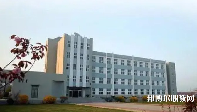 長(zhǎng)?？h中等職業(yè)技術(shù)專(zhuān)業(yè)學(xué)校地址，乘車(chē)路線(xiàn)