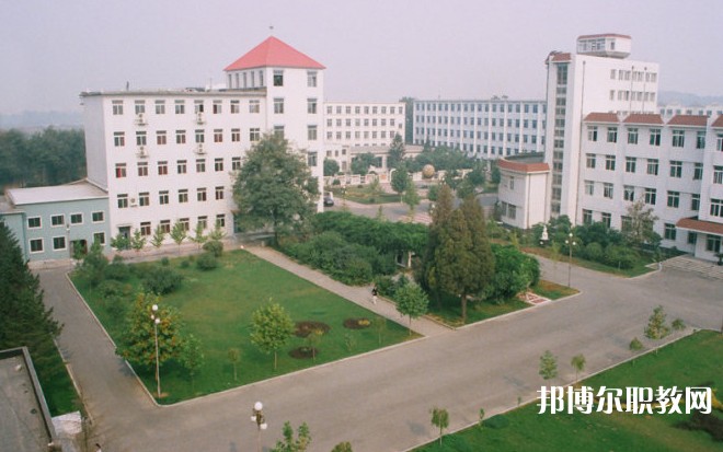 鞍山市廣播電視學(xué)校怎么樣、好不好