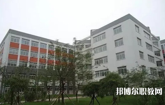 鞍山市藝術(shù)學校怎么樣、好不好