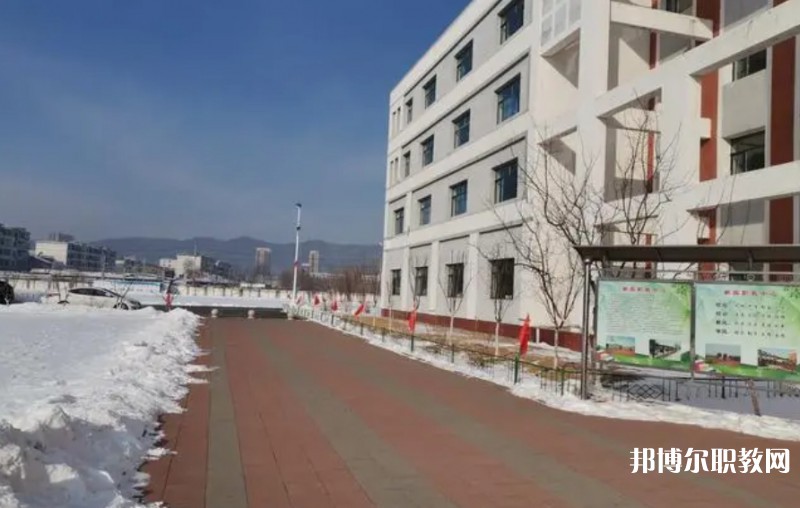 2024新賓縣中等職業(yè)技術(shù)專業(yè)學(xué)校招生計(jì)劃 招生人數(shù)是多少(附要求、條件、對象)
