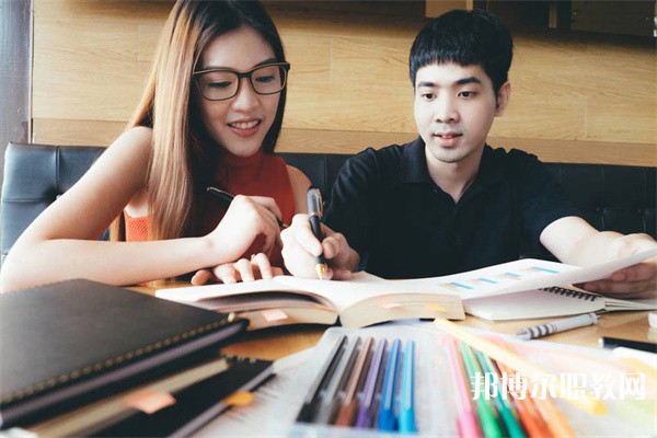 四川哪里的中職學校能讀財會文秘專業(yè)