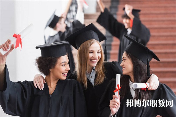 貴州哪里的職業(yè)學校能讀汽車應用與維護專業(yè)