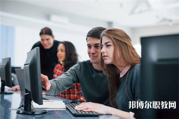貴州哪里的中職學校能讀汽車維修與應用專業(yè)