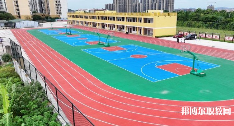 2025廣西輕工技師學(xué)院預(yù)備技師班招生計劃 招生人數(shù)是多少(附要求、條件、對象)